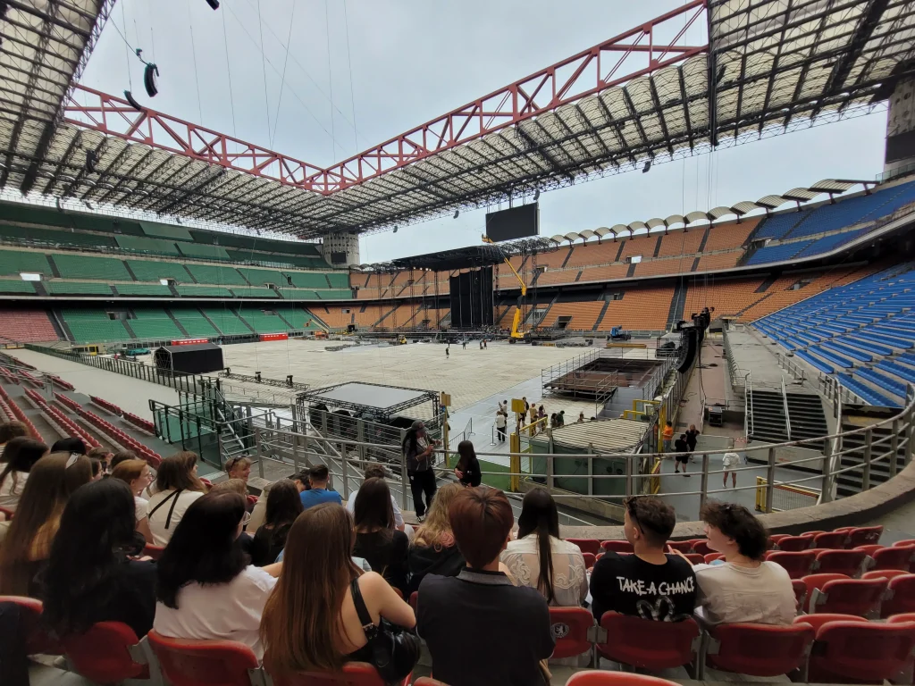 5san siro1